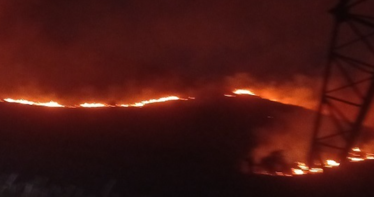 Հրազդանի երկաթգծի մոտ հրդեհ է բռնկվել
