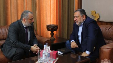Արցախի ԱԳՆ-ում հյուրընկալել են Ռուբեն Վարդանյանին