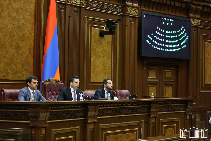 Խորհրդարանն ընդունել է քննարկված նախագծերը