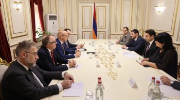 Ադրբեջանական ԶՈՒ-ի դուրսբերումը ՀՀ ինքնիշխան տարածքից առաջնահերթ խնդիր է. Ալեն Սիմոնյանը հանդիպել է շվեյցարացի գործընկերներին