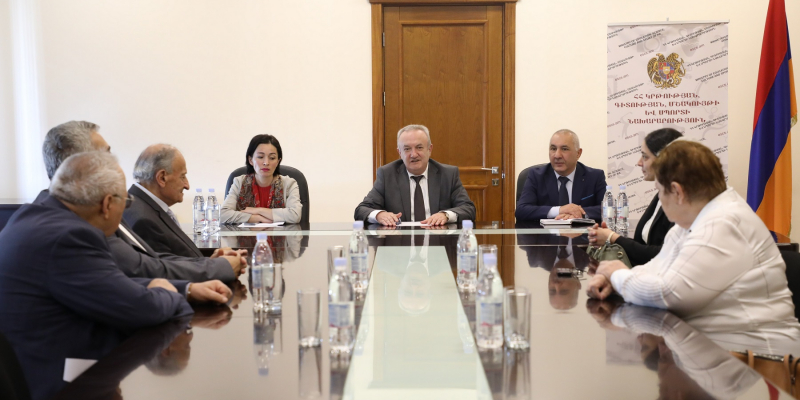 «Բոլորիս նպատակը նույնն է՝ մեր երեխաների համար ապահովել որակյալ կրթություն». Վահրամ Դումանյան
