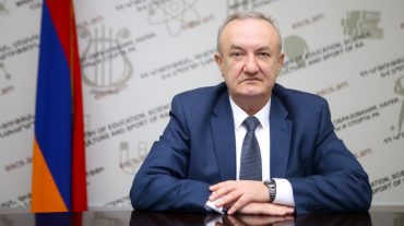 Ձեր դերն անգնահատելի է, առաքելությունը՝ սրբազան, քանի որ դուք ապագայի կերտման առաջամարտիկներն եք. ԿԳՄՍ նախարարի ուղերձը՝ Ուսուցչի տոնի կապակցությամբ