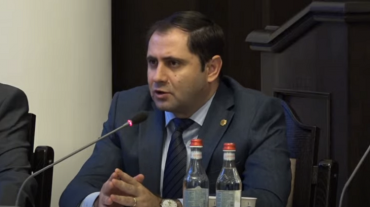 Կառավարությունը հրաժարվում է եռամսյա հավաքներից. դրանք կլինեն 25-օրյա և պարտադիր բոլոր զինապարտ քաղաքացիների համար