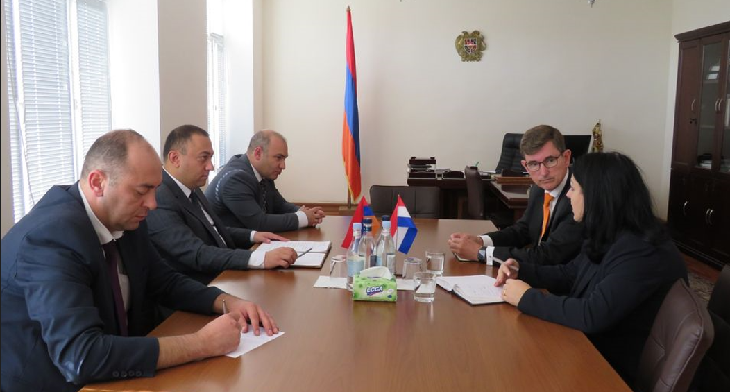 Նիդերլանդների Թագավորության դեսպանի հետ  Վայոց ձորի մարզում քննարկվել են ոլորտային համագործակցության գլխավոր ուղղություններին վերաբերող հարցեր