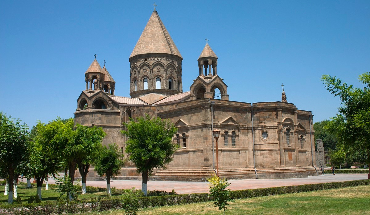 Կովկասի մահմեդականների վարչության նախագահը հերյուրական ու նենգափոխիչ հայտարություններ է հնչեցրել ղարաբաղյան հակամարտության խնդրի շուրջ․ Մայր Աթոռ