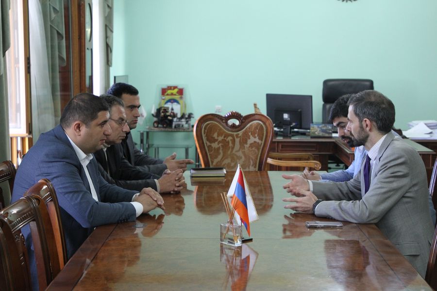 «Նորամուծության և ձեռներեցության ազգային կենտրոնի» ներկայացուցիչները քննարկել են ՏՏ, ձեռներեցության և մի շարք այլ ոլորտներում Գյումրիի ունեցած հնարավորությունները