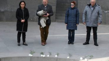 Հույն պատգամավորներն այցելել են Հայոց ցեղասպանության հուշահամալիր