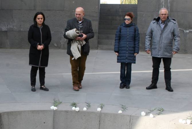 Հույն պատգամավորներն այցելել են Հայոց ցեղասպանության հուշահամալիր