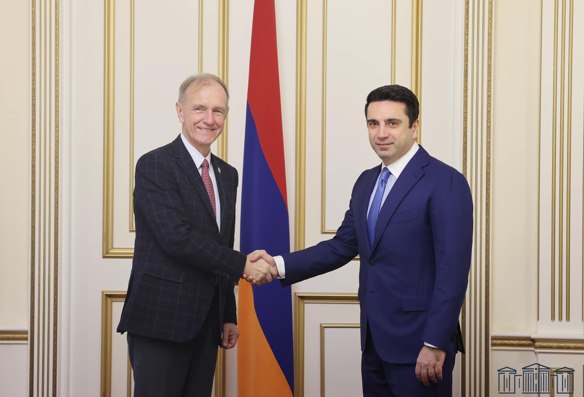 Ալեն Սիմոնյանը մտահոգիչ է համարել ՀՀ քաղաքացիների համար Լեհաստանի օդանավակայաններում տարանցիկ վիզայի պահանջը
