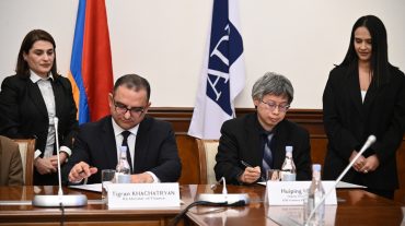 Ստորագրվել են վարկային համաձայնագրեր Հայաստանի, Զարգացման ֆրանսիական գործակալության և Ասիական զարգացման բանկի միջև