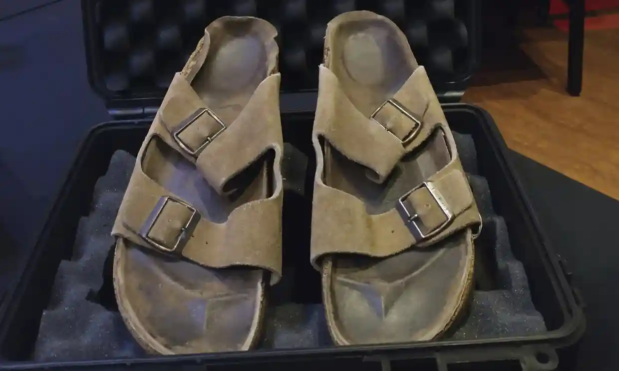 Վաճառվել են Սթիվ Ջոբսի Birkenstock սանդալները