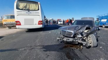 Երևան-Երասխ ճանապարհին ավտոբուսը բախվել է մարդատար ավտոմեքենային