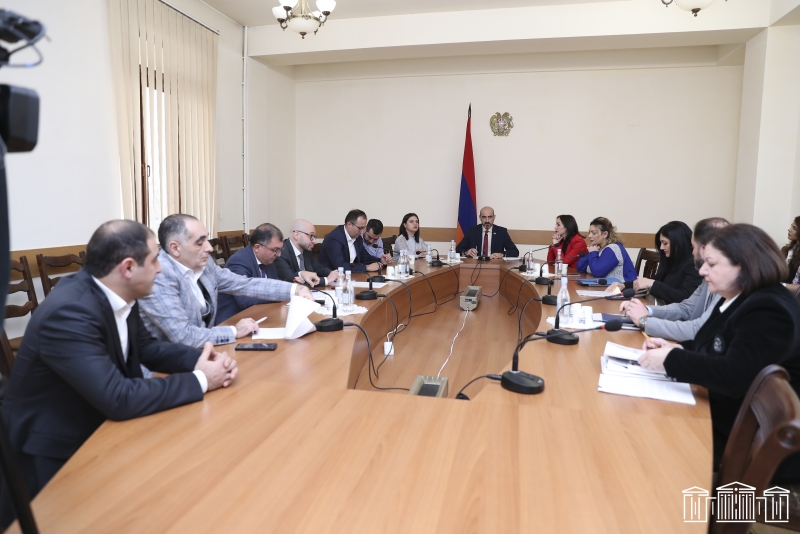 Օրենսդրորեն կսահմանվեն ընտանեկան բժիշկ ընտրելու, բնակչի կողմից ԱԱՊ բժշկին փոխելու ընթացակարգը. ՀՀ առողջապահության նախարար