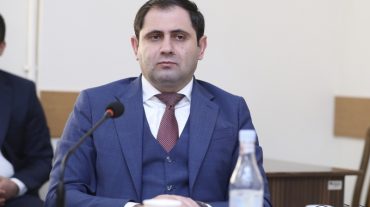 Պարտադիր զինվորական ծառայության 6 ամիսը լրանալուց հետո ժամկետային զինծառայողը պայմանագրային զինվորական ծառայության անցնելու հնարավորություն կունենա. Պապիկյան