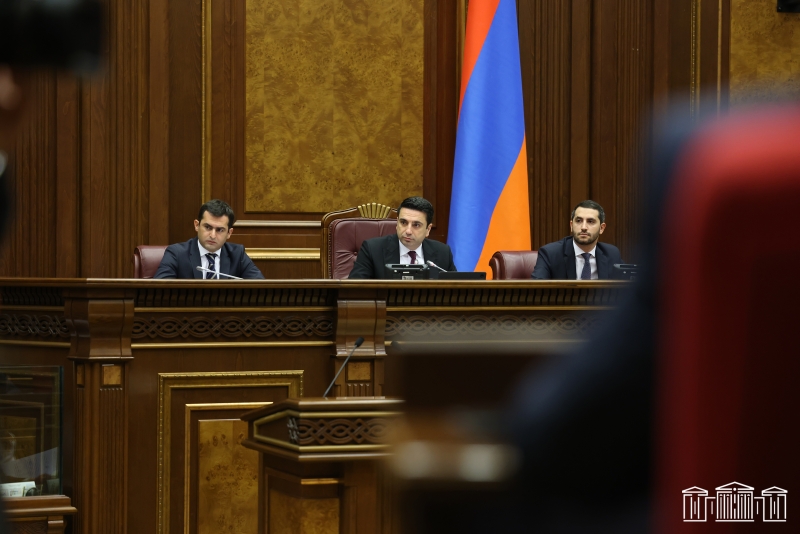 Խորհրդարանն ընդունել է նախորդ օրը քննարկված օրենսդրական նախաձեռնությունները
