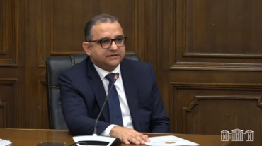 Որքա՞ն գումար է ամեն տարի ՀՀ-ն փոխանցում ԵԱՏՄ միասնական բյուջե. ԱԺ-ում քննարկվում է պետբյուջեի եկամուտներ և ծախսեր հատվածը
