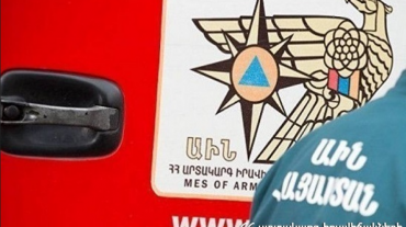 Գոշ-Դիլիջան ավտոճանապարհին ավտոբուսն արգելափակվել է փոսում