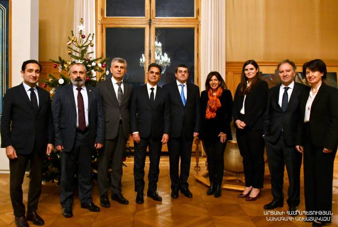 Փարիզը միշտ կլինի Արցախի կողքին. Իդալգոն՝ Հարությունյանին