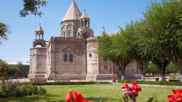Լիտվացի մի խումբ պատգամավորներ առաջարկել են Հայ առաքելական եկեղեցին ճանաչել որպես ավանդական կրոնական համայնք