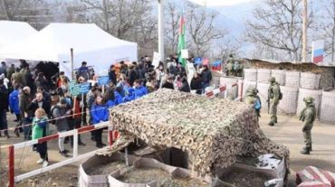 Բաքուն շրջափակմամբ ցանկանում է մեծացնել ճնշումը ռուսական խաղաղապահ ուժերի և հայկական կողմի վրա. ավստրիական Die Presse-ի անդրադարձը