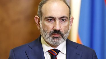Լեռնային Ղարաբաղի ժողովուրդը ցրտին մնացել է ճանապարհներին, ընտանիքները հայտնվել են շրջափակման տարբեր կողմերում. Փաշինյան