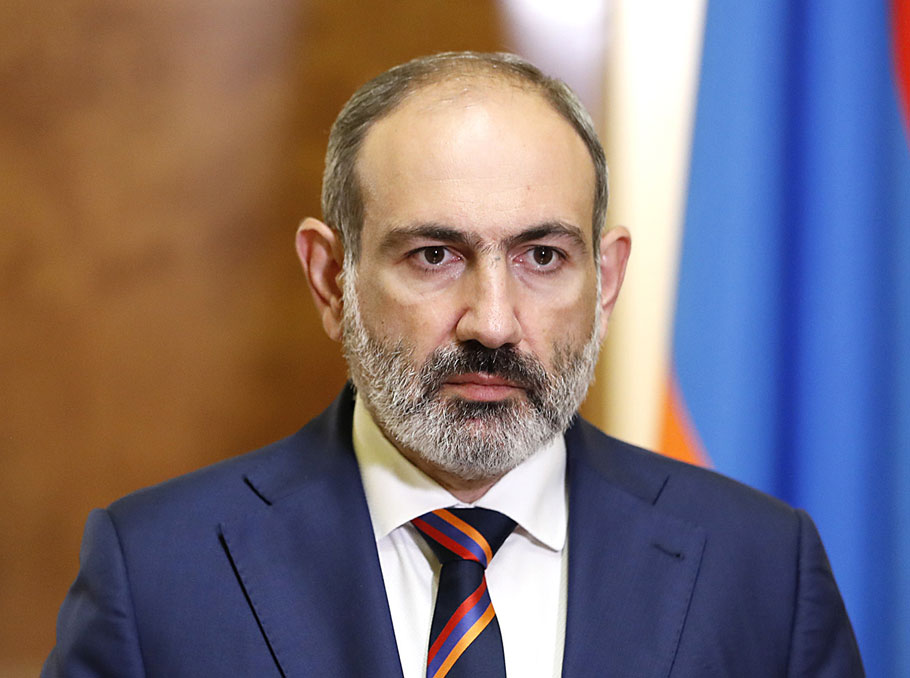 Լեռնային Ղարաբաղի ժողովուրդը ցրտին մնացել է ճանապարհներին, ընտանիքները հայտնվել են շրջափակման տարբեր կողմերում. Փաշինյան