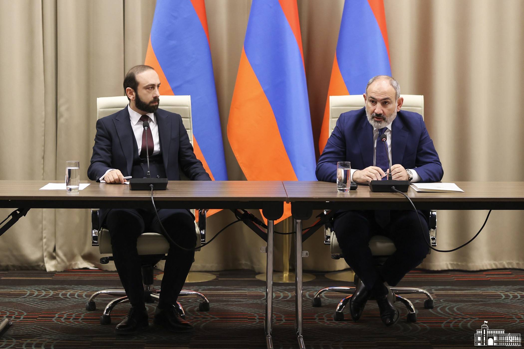 ԱԳՆ կենտրոնական ապարատի և ՀՀ դիվանագիտական ներկայացուցչությունների ղեկավարները հանդիպում են ունեցել
