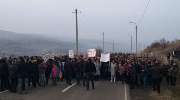 Ռուս խաղաղապահները հավաստիացրել են, որ Արցախը Հայաստանին կապող ճանապարհը դեկտեմբերի 26-ին կբացվի