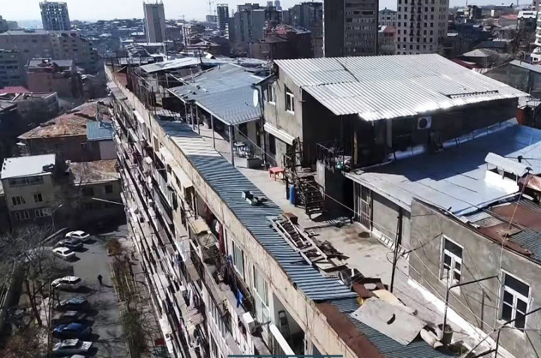 Համայնքը շենքերի տանիքներին կառուցված ինքնակամ շինությունները քանդելու հնարավորություն կստանա