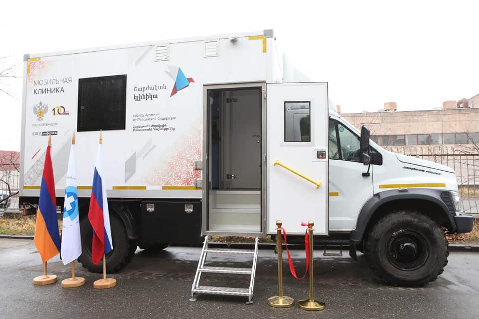 ՁԻԱՀ-ի դեմ պայքարի միջազգային օրվա շրջանակում ԱՆ ինֆեկցիոն հիվանդությունների ազգային կենտրոնում բացվել է 4-րդ շարժական բուժախտորոշիչ կլինիկան