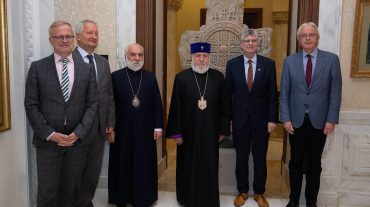 Ամենայն Հայոց Կաթողիկոսն ընդունել է Գերմանիայի Բունդեսթագի «Միջազգային խորհրդարանական կրթաթոշակ» ծրագրի պատվիրակությանը