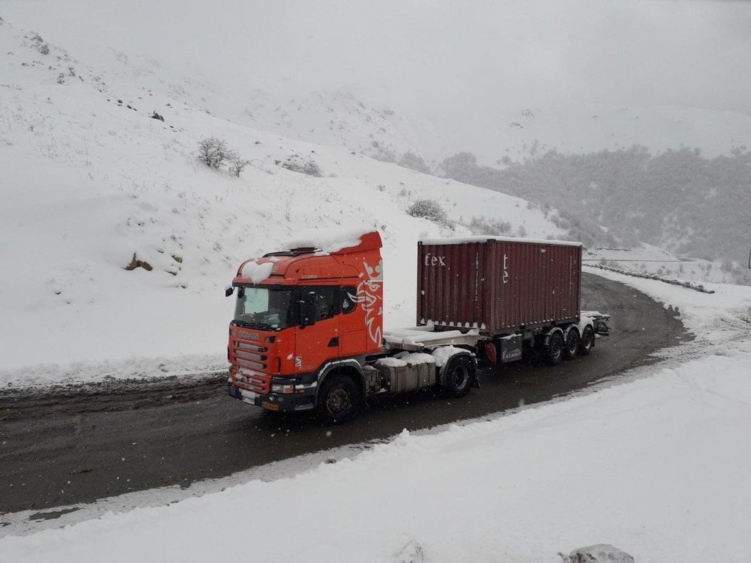Տաթև-Աղվանի ավտոճանապարհը խցանված է տրանսպորտային միջոցների հոսքի պատճառով