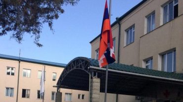 ԱՀ պետնախարարը երեխաների թունավորման դեպքի հետ կապված խորհրդակցություն է անցկացրել «Արևիկ» բուժմիավորումում