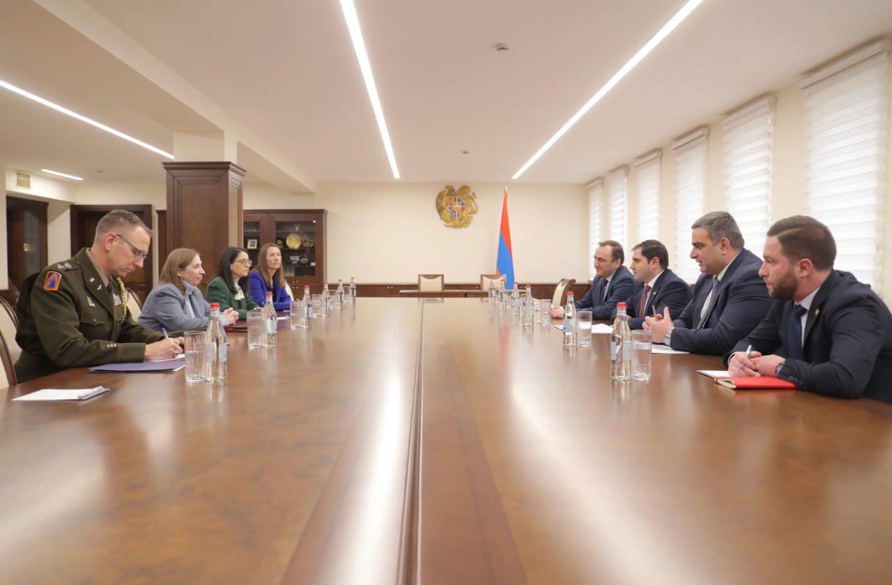 Սուրեն Պապիկյանը Լին Թրեյսիին է ներկայացրել Ադրբեջանի կողմից Լաչինի միջանցքի փակումը և դրա հետևանքով ի հայտ եկած հումանիտար լուրջ մարտահրավերները