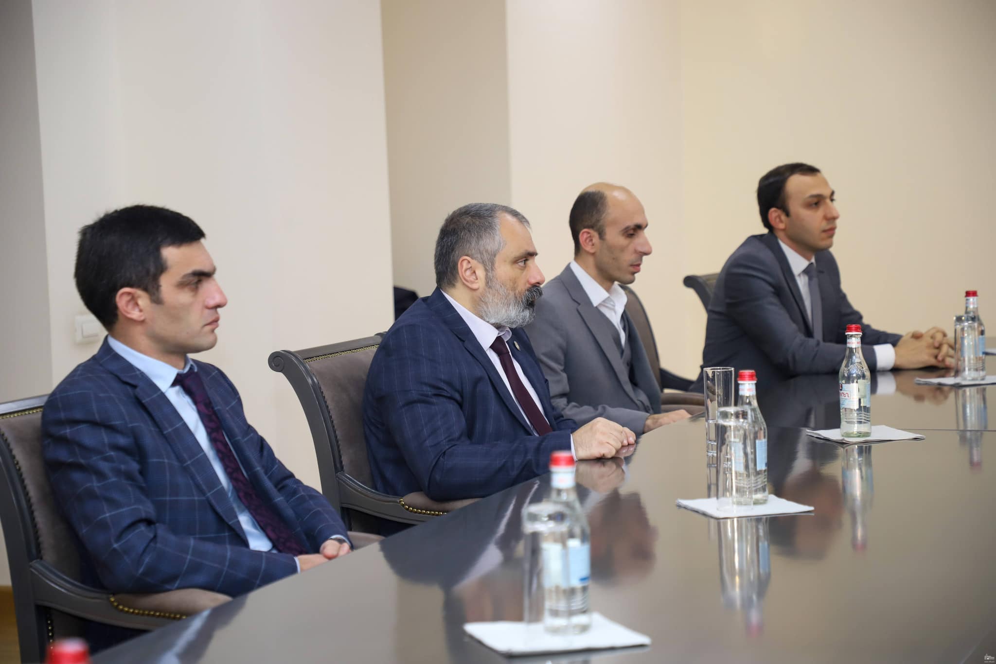 ՀՀ ԱԳՆ-ում ընդունել են Արցախի պատվիրակությանը