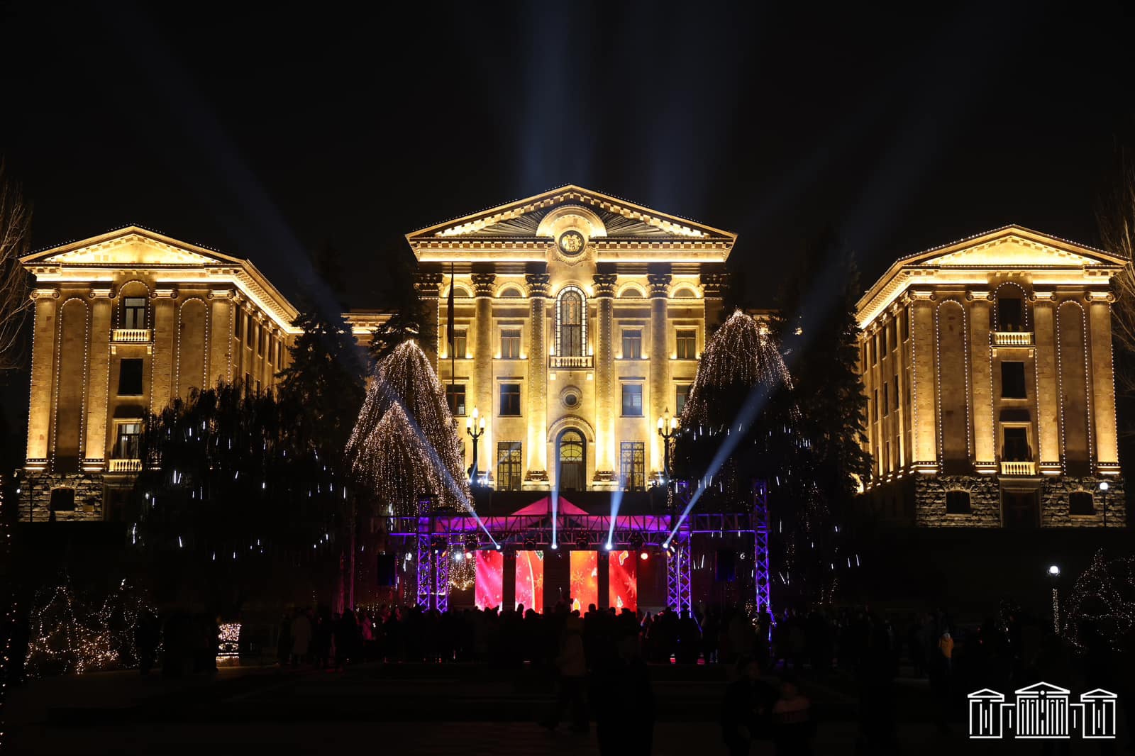 Տարեմուտի միջոցառում ԱԺ այգում
