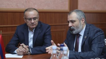 Արցախը համայն հայության համար պետք է լինի միասնության գաղափար. ԱԺ «Հայաստան» խմբակցությունում հյուրընկալել են Արցախի ԱԳ նախարարին