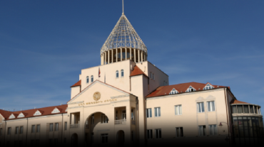ԱՀ Ազգային ժողովն արտահերթ նիստ կգումարի