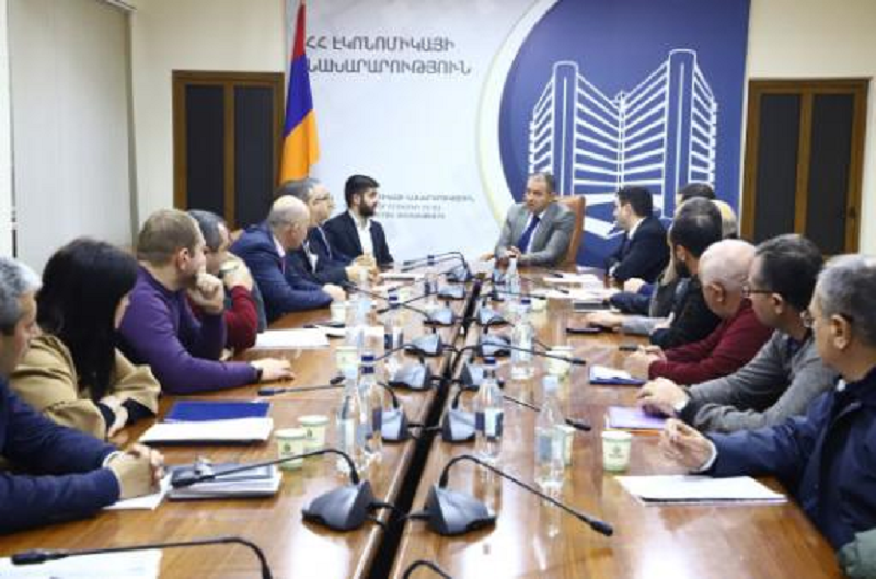 Քերոբյանը քննարկել է թունաքիմիկատների ներկրման պահանջների փոփոխության կարևորությունը