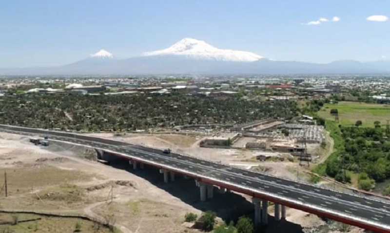 76-ամյա տղամարդը կացնով կտրել էր քնած որդու մատները