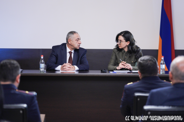 ՀՀ գլխավոր դատախազը ներկայացրել է նորանշանակ զինվորական դատախազին