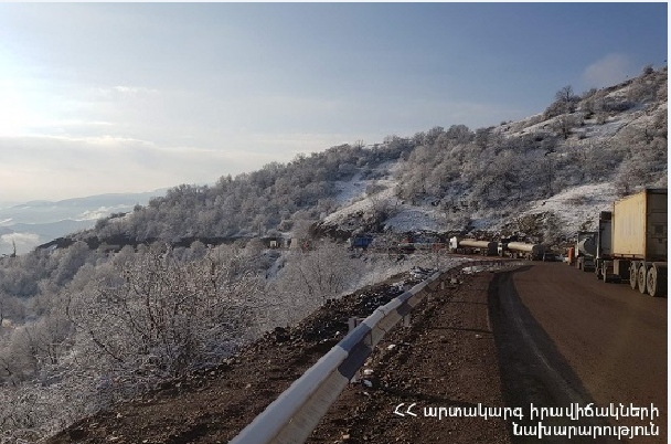 Փրկարարները քարշակման միջոցով դուրս են բերել 27 բեռնատար