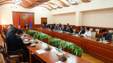 Արցախում սկսվել է պարենային հինգ ապրանքատեսակների կտրոններով վաճառքը