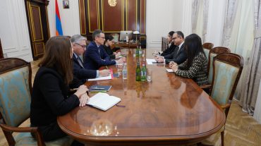 Հայաստանը մեծ նշանակություն է տալիս ԱՄՆ-ի հետ հարաբերությունների խորացմանը. ՀՀ փոխվարչապետն ընդունել է Չիպ Լեյթինենին
