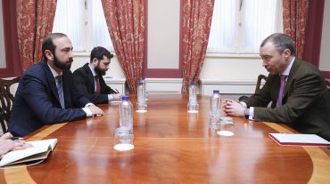 Միրզոյանն ու Տոյվո Կլաարը քննարկել են Լաչինի միջանցքի ապօրինի արգելափակման հետևանքով ստեղծված իրավիճակը