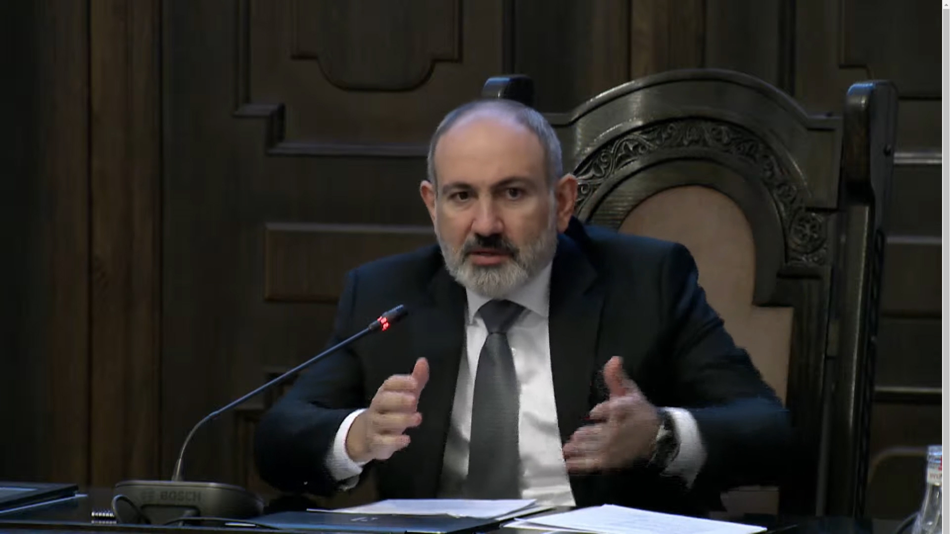 Սպան փորձել է 5 լիտրանոց տարայից բենզին լցնել վառարանի մեջ․ վարչապետը մանրամասներ է ներկայացրել
