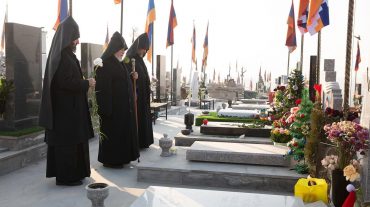 Ամենայն հայոց կաթողիկոսն այցելել է «Եռաբլուր» պանթեոն