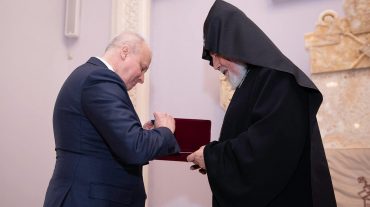 Ամենայն Հայոց Կաթողիկոսին հանձնվեց Ռուսաստանի Դաշնության Պատվո շքանշանը
