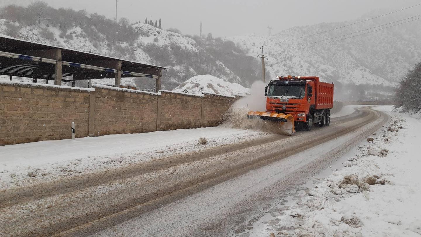 Մի շարք տարածաշրջաններում ձյուն է տեղում