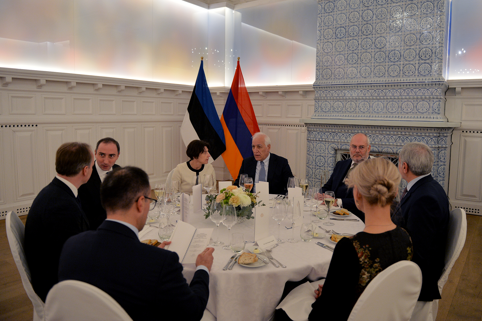 Վահագն Խաչատուրյանն աշխատանքային ընթրիք է ունեցել Էստոնիայի նախագահի հետ